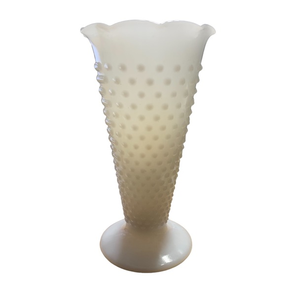 Milk Glass Hobnail Fosteria Vase With Ruffled Edge - Picture 2 of 4